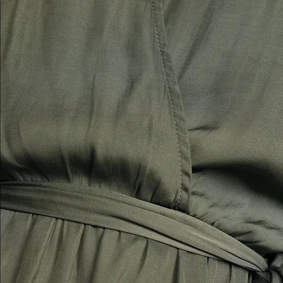 Lulu’s Ain't It Grand Olive Green Romper - Picture 6 of 10